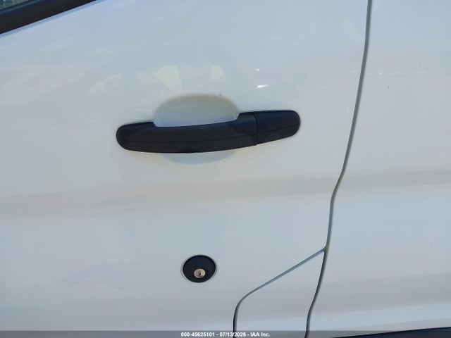 1FBZX2ZM0JKB52861 Ford Transit-350 Xl