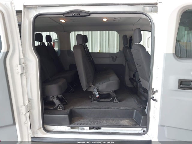 1FBZX2ZM0JKB52861 Ford Transit-350 Xl