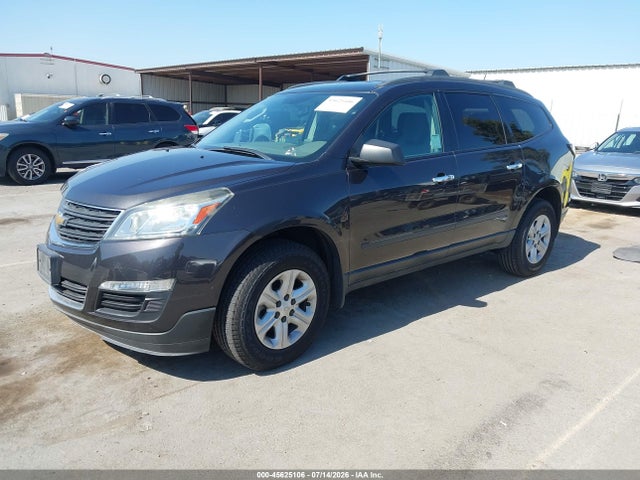 Chevrolet Traverse Ls 2016 1GNKRFEDXGJ127377 Image 2