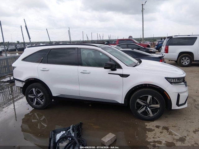 Продажа на аукционе авто 2022 Kia Sorento S, vin: 5XYRL4LC6NG085584, номер лота: 45625150