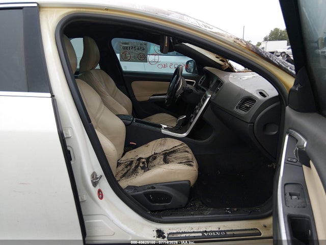 Aukcja sprzedaży 2015 Volvo S60 T5 Premier, vin: YV140MFB0F1300622, numer aukcji: 45625180