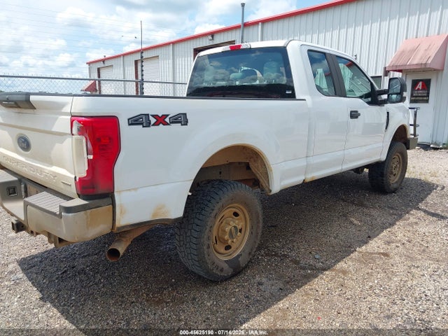 Ford F-250 Xl 2019 1FT7X2B65KEE75415 Image 4