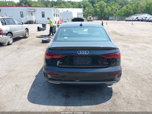 Продаж на аукціоні авто 2022 Audi A3 Premium Plus 40 Tfsi Quattro S Tronic, vin: WAUHUDGYXNA099614, номер лоту: 45625192