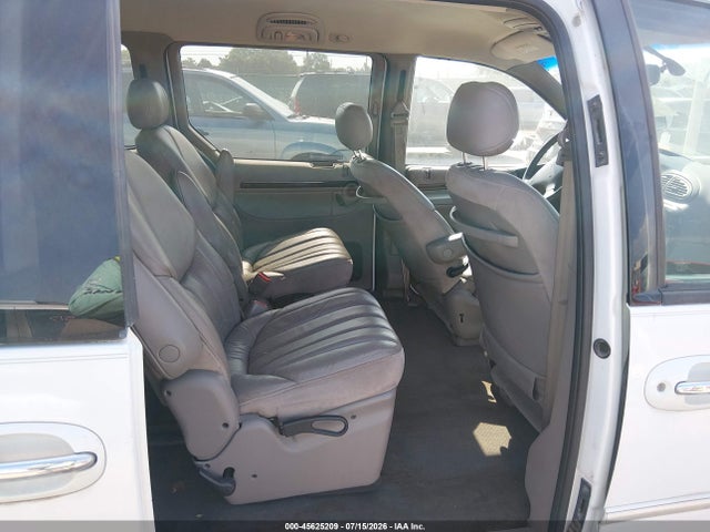 Продаж на аукціоні авто 2000 Chrysler Town & Country Limited, vin: 1C4GP64L4YB688165, номер лоту: 45625209
