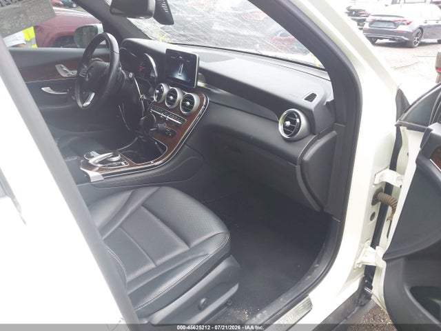 45625212 :رقم المزاد ، WDC0G4JB1HF115020 vin ، 2017 Mercedes-benz Glc 300 مزاد بيع