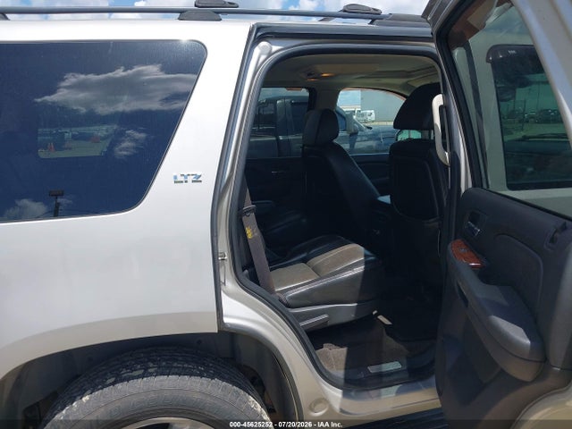 45625252 :رقم المزاد ، 1GNFK13007R260031 vin ، 2007 Chevrolet Tahoe Ltz مزاد بيع