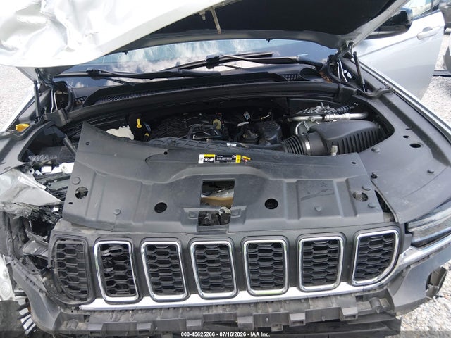 Продажа на аукционе авто 2023 Jeep Grand Cherokee L Laredo 4x2, vin: 1C4RJJAGXP8798668, номер лота: 45625266