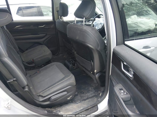 Продажа на аукционе авто 2023 Jeep Grand Cherokee L Laredo 4x2, vin: 1C4RJJAGXP8798668, номер лота: 45625266
