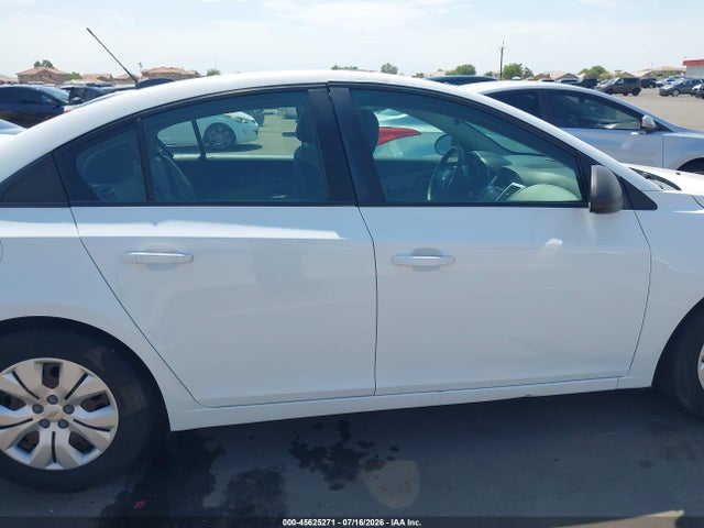 1G1PB5SG9G7179164 Chevrolet Cruze Limited Ls Manual