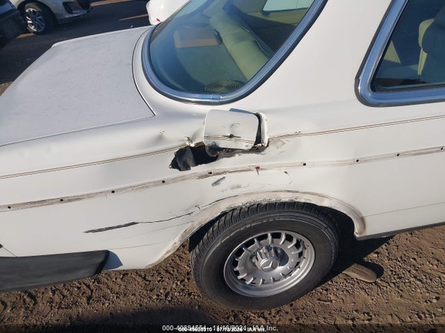 45625310 :رقم المزاد ، WDBAB53A6FA253406 vin ، 1985 Mercedes-benz 300 Cdt مزاد بيع