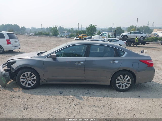 1N4AL3AP5HN331542 Nissan Altima 2.5 S