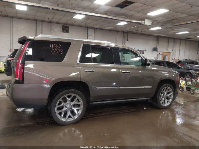 Продаж на аукціоні авто 2016 Cadillac Escalade Premium Collection, vin: 1GYS4CKJ8GR371878, номер лоту: 45625333