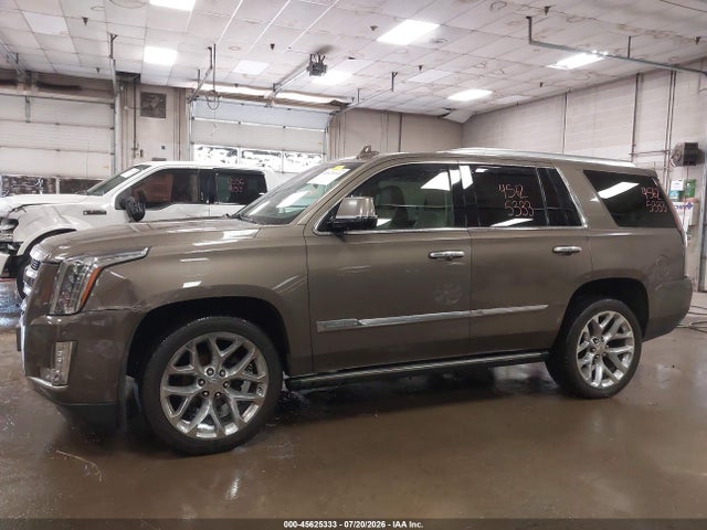 Продаж на аукціоні авто 2016 Cadillac Escalade Premium Collection, vin: 1GYS4CKJ8GR371878, номер лоту: 45625333