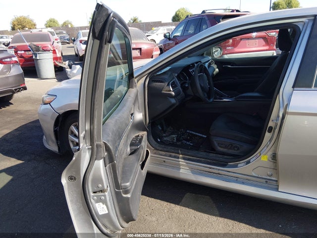 4T1B11HK4JU578173 Toyota CAMRY LE