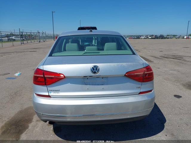 Продаж на аукціоні авто 2016 Volkswagen Passat 1.8t S, vin: 1VWAT7A38GC018328, номер лоту: 45625341