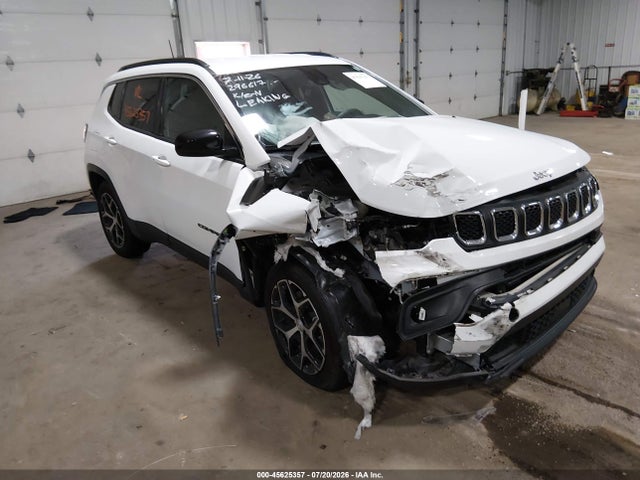 Продажа на аукционе авто 2024 Jeep Compass Latitude 4x4, vin: 3C4NJDBN0RT606174, номер лота: 45625357