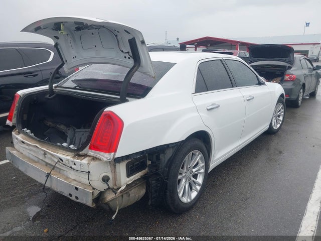2C3CCAEG7FH755266 Chrysler 300C