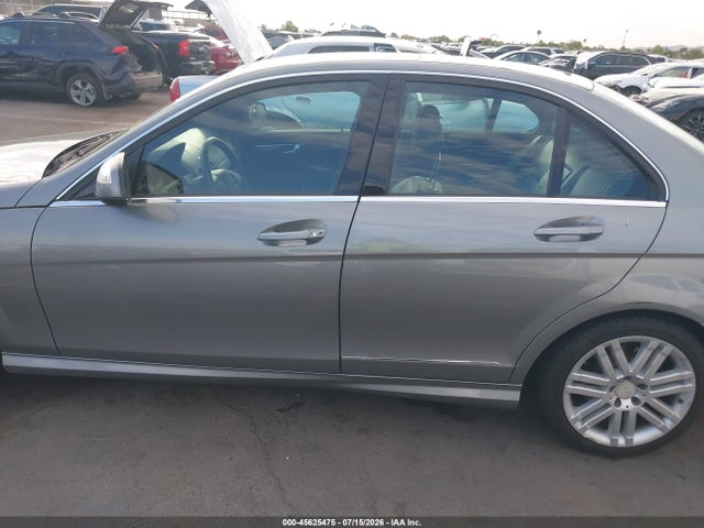Продажа на аукционе авто 2009 Mercedes-benz C 300 Luxury 4matic/sport 4matic, vin: WDDGF81X09R071057, номер лота: 45625475