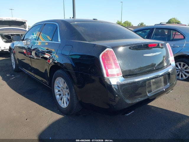Продажа на аукционе авто 2012 Chrysler 300, vin: 2C3CCAAG7CH113826, номер лота: 45625495