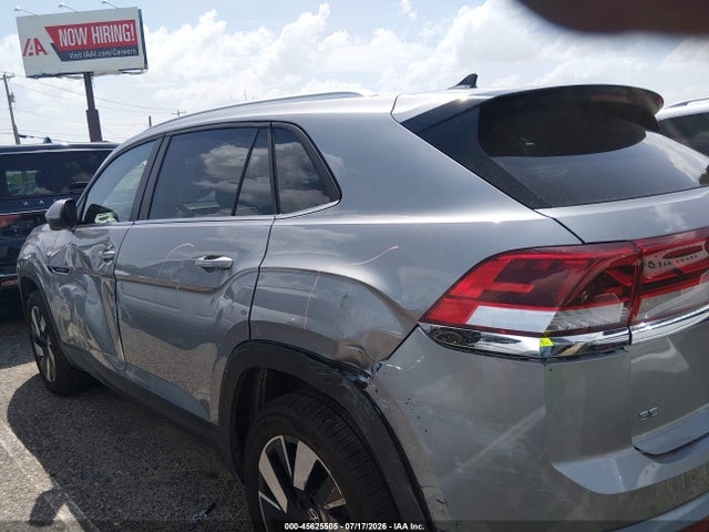 1V2WC2CA9TC218800 Volkswagen Atlas Cross Sport Se With Technology