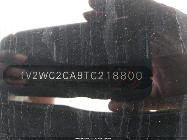 1V2WC2CA9TC218800 Volkswagen Atlas Cross Sport Se With Technology