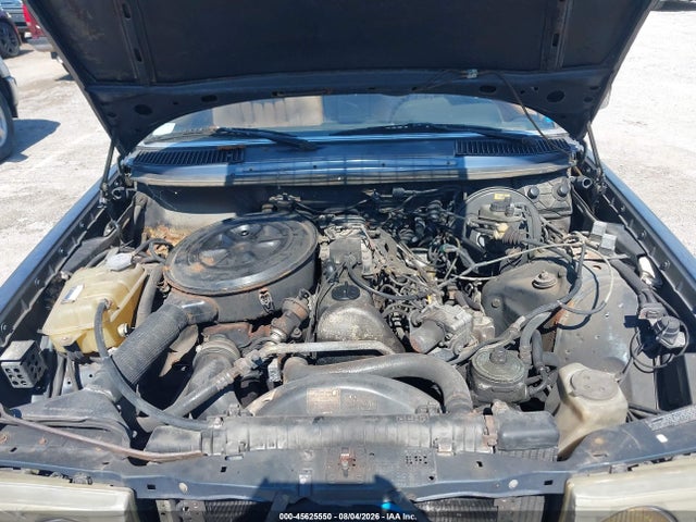 1984 Mercedes-benz 300 Cdt მანქანა იყიდება აუქციონზე, vin: WDBAB53A3EA139006, აუქციონის ნომერი: 45625550