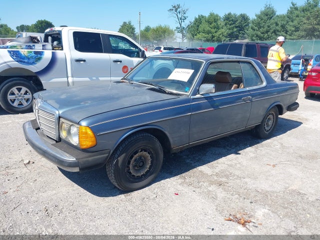 1984 Mercedes-benz 300 Cdt მანქანა იყიდება აუქციონზე, vin: WDBAB53A3EA139006, აუქციონის ნომერი: 45625550