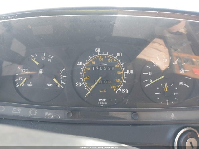 1984 Mercedes-benz 300 Cdt მანქანა იყიდება აუქციონზე, vin: WDBAB53A3EA139006, აუქციონის ნომერი: 45625550