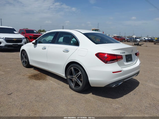 45625553 :رقم المزاد ، W1K3G4EB9MJ320790 vin ، 2021 Mercedes-benz A 220 مزاد بيع