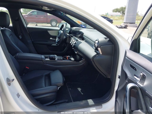 45625553 :رقم المزاد ، W1K3G4EB9MJ320790 vin ، 2021 Mercedes-benz A 220 مزاد بيع