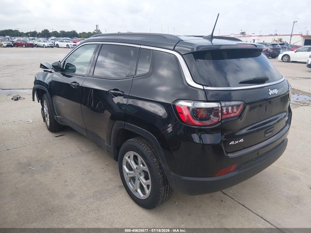 3C4NJDBN1RT117654 Jeep Compass Latitude 4x4