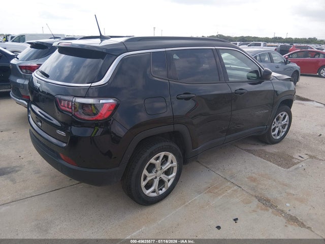 Jeep Compass Latitude 4x4 2024 3C4NJDBN1RT117654 Image 4