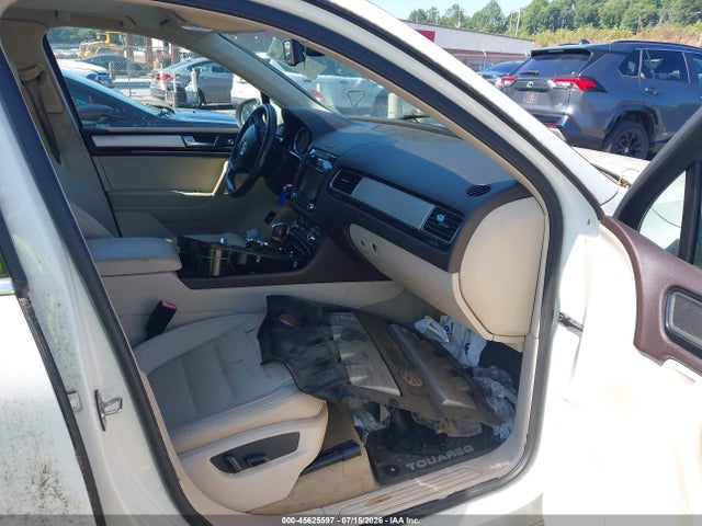 45625597 :رقم المزاد ، WVGFK9BP6CD004713 vin ، 2012 Volkswagen Touareg Tdi Sport مزاد بيع