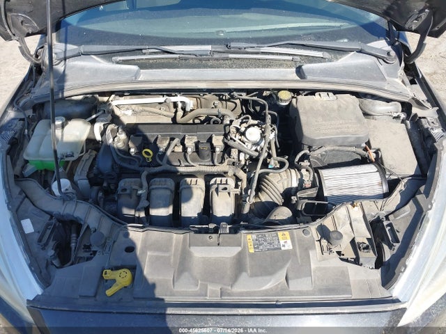 Ford FOCUS SE 2015 1FADP3K28FL256428 Image 10