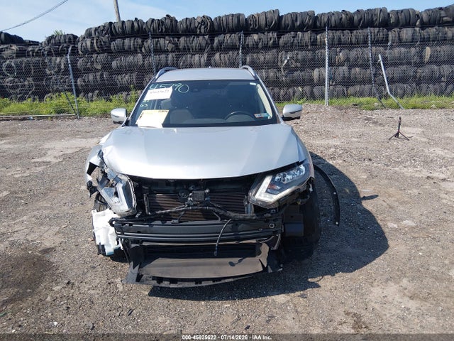 JN8AT2MV3KW384079 Nissan ROGUE SV