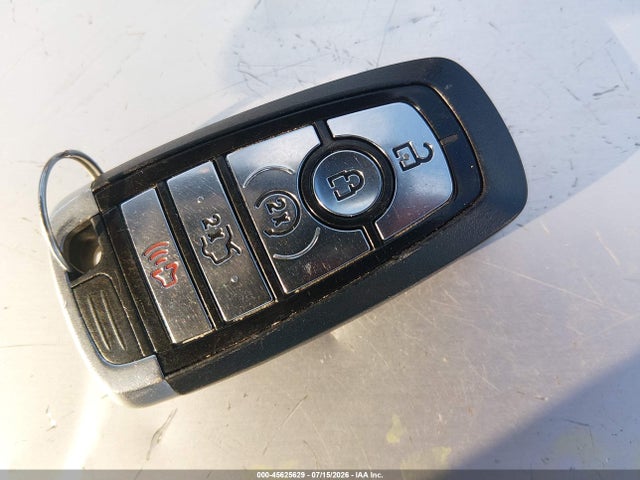 2017 Ford Fusion Hybrid Titanium მანქანა იყიდება აუქციონზე, vin: 3FA6P0RU4HR323075, აუქციონის ნომერი: 45625629
