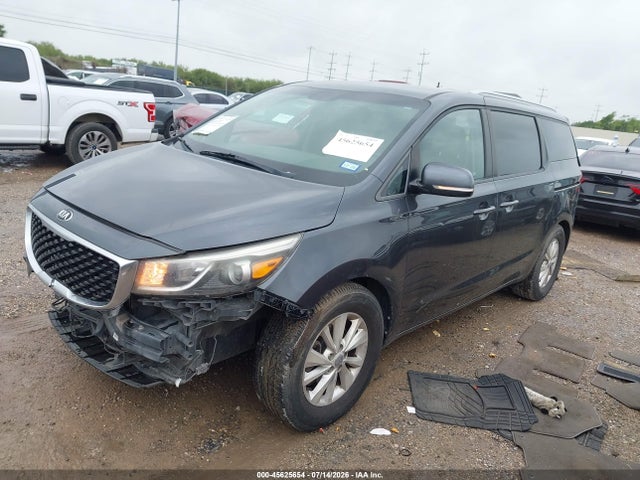 KIA SEDONA LX 2017 KNDMB5C1XH6327527 Image 2
