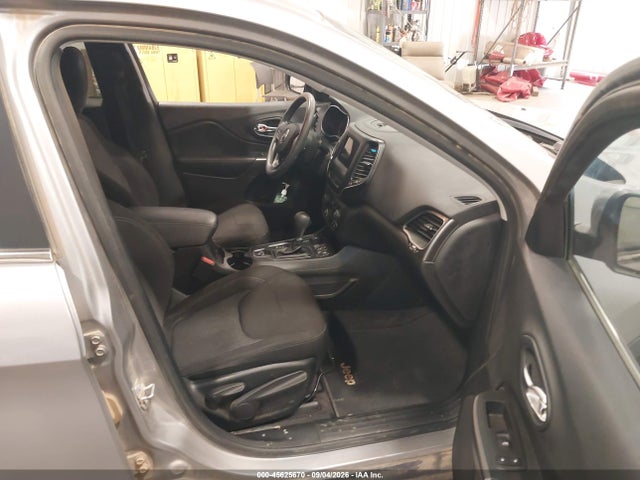 Продаж на аукціоні авто 2019 Jeep Cherokee Latitude 4x4, vin: 1C4PJMCB1KD153689, номер лоту: 45625670