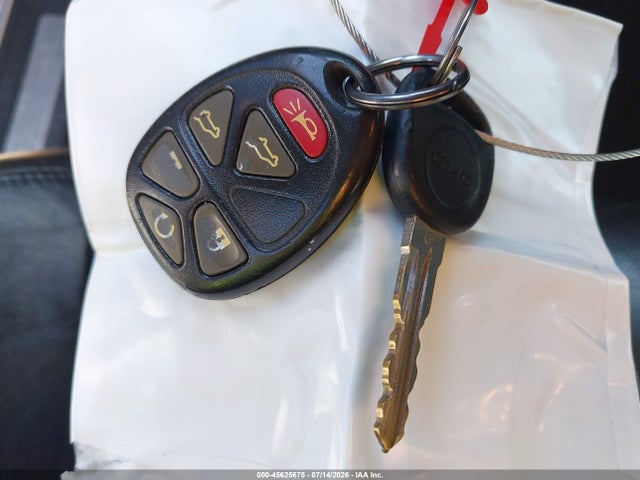 45625675 :رقم المزاد ، 1GKS2MEF9BR133768 vin ، 2011 Gmc Yukon Xl 1500 Denali مزاد بيع