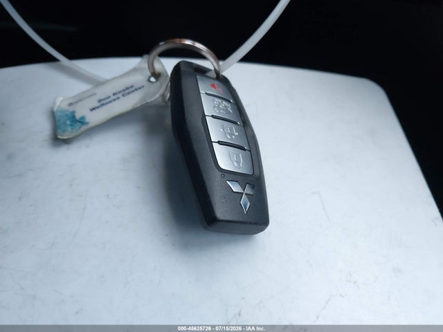 Mitsubishi Outlander 2024 JA4J3VA8XRZ069889 Image 25