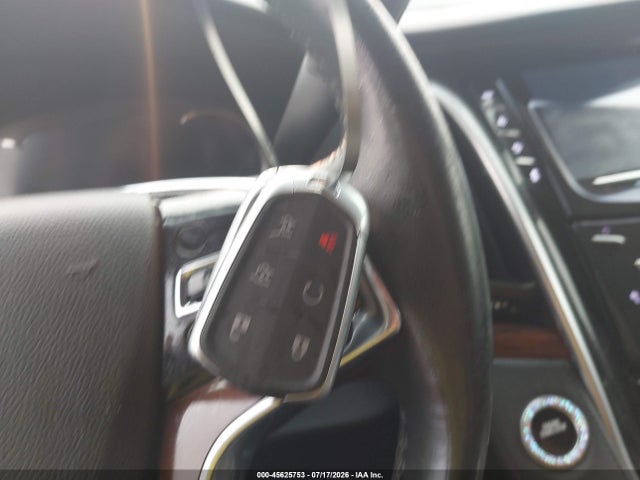 45625753 :رقم المزاد ، 1GYS4BKJ4LR187459 vin ، 2020 Cadillac Escalade 4wd Luxury مزاد بيع
