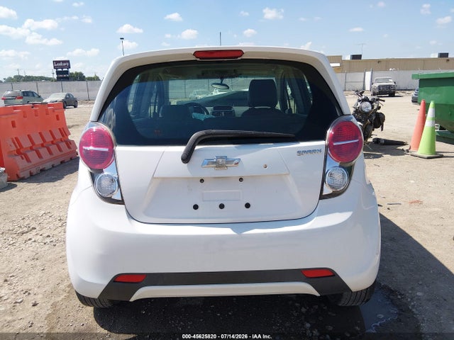 Chevrolet Spark 1lt Auto 2014 KL8CD6S91EC537376 Image 17