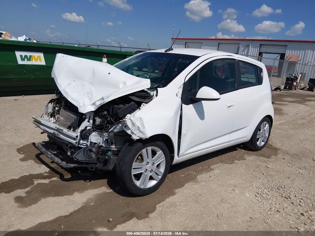 Chevrolet Spark 1lt Auto 2014 KL8CD6S91EC537376 Image 2