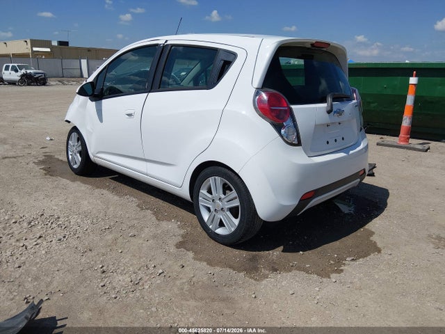 Chevrolet Spark 1lt Auto 2014 KL8CD6S91EC537376 Image 3