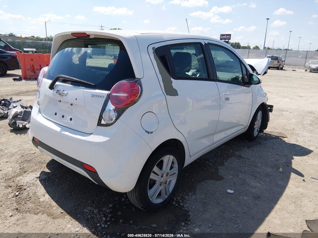 Chevrolet Spark 1lt Auto 2014 KL8CD6S91EC537376 Image 4
