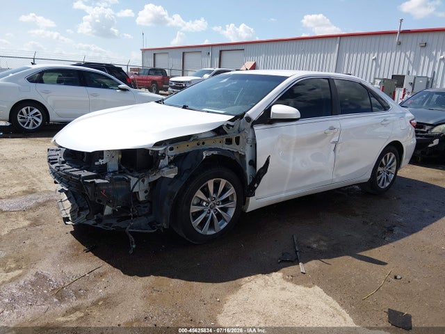 Aukcja sprzedaży 2015 Toyota Camry Xle, vin: 4T1BF1FKXFU072469, numer aukcji: 45625834
