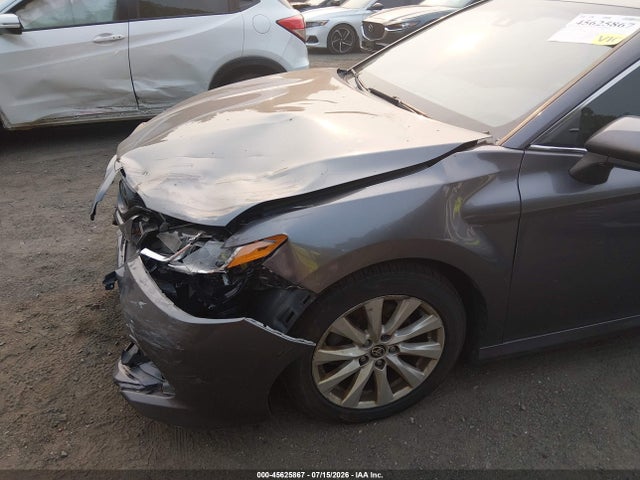 2020 Toyota Camry Le მანქანა იყიდება აუქციონზე, vin: 4T1C11AK4LU977991, აუქციონის ნომერი: 45625867