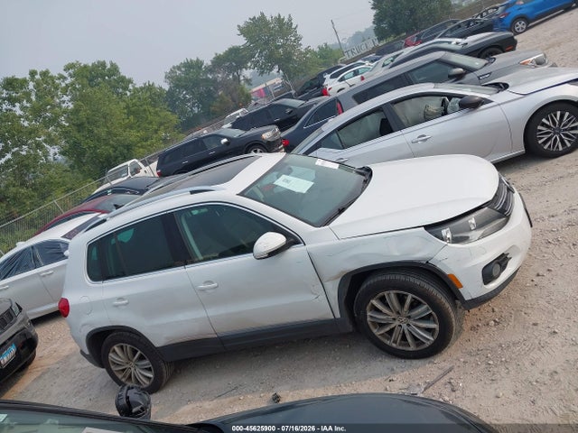 2015 Volkswagen Tiguan Sel მანქანა იყიდება აუქციონზე, vin: WVGBV7AX3FW509788, აუქციონის ნომერი: 45625900