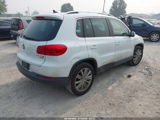 2015 Volkswagen Tiguan Sel მანქანა იყიდება აუქციონზე, vin: WVGBV7AX3FW509788, აუქციონის ნომერი: 45625900