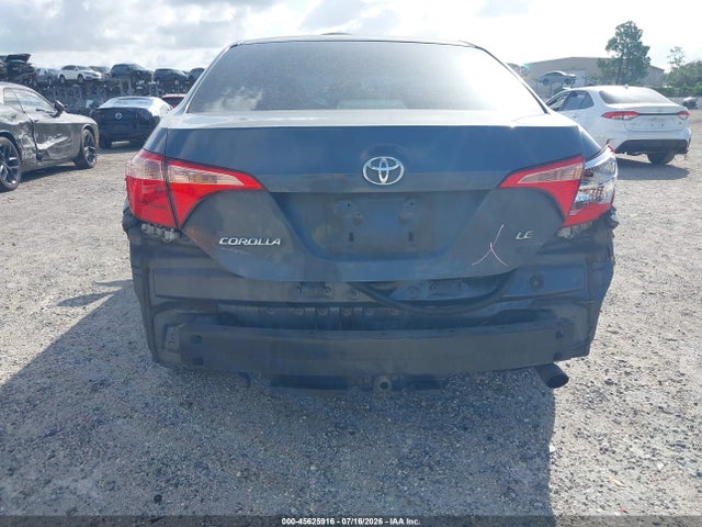 45625916 :رقم المزاد ، 5YFBURHE8JP833165 vin ، 2018 Toyota Corolla Le مزاد بيع